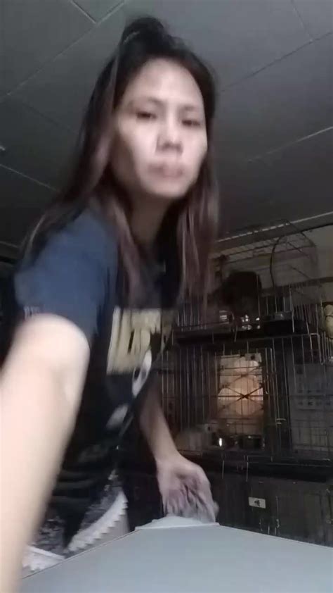 babae iniyot ng aso|Sobrang Kipot ng Pepe, Muntik Labasan sa Unang Iyot.